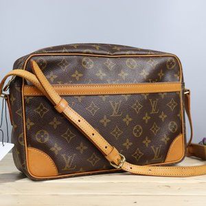 Louis Vuitton Trocadero 30 Monogram